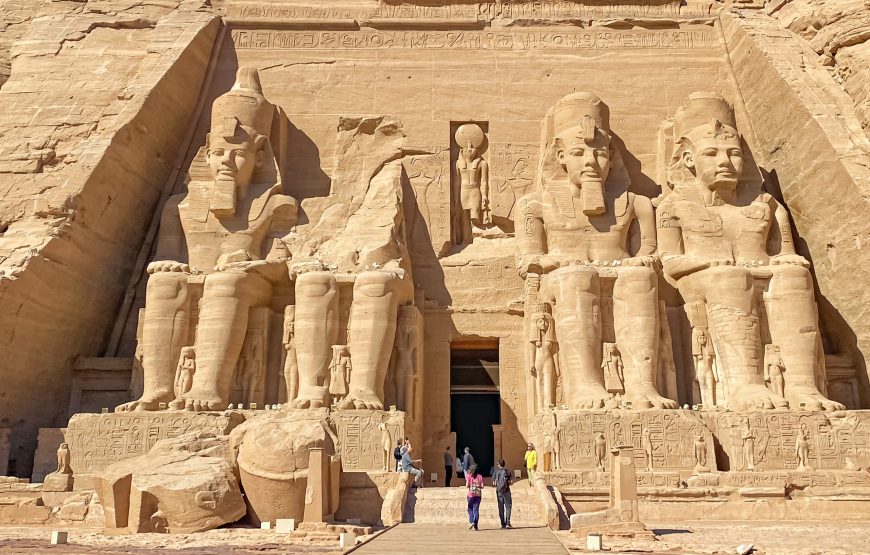 Ausflug nach Assuan Abu Simbel von Hurghada